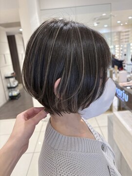 トキ シキ 戸塚(Toki. shiki) ショート細めグレージュハイライト/髪質改善
