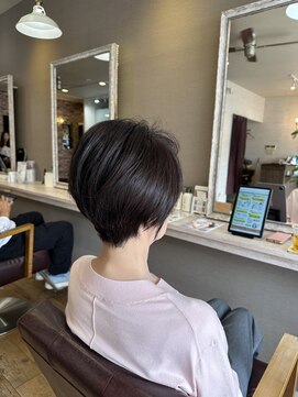 ヘアーメイクロージー 八軒店 (HAIR MAKE ROSY) 大人美人ショートボブ丸みショート20代30代40代