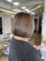 ヘアアンドメイク アリス(hair&make ALICE produce by COLT)&nbsp;ボブ　白髪ぼかし　ハイトーン