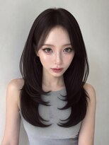 ユーフォリア 渋谷グランデ(Euphoria SHIBUYA GRANDE)&nbsp;韓国ヘアミディアムレイヤー暗髪SAYAKA
