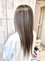 プログレス フレスポ富沢店(PROGRESS)&nbsp;白髪ぼかし/脱白髪染めハイライトデザイン