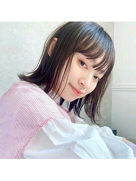 レーヴバイロンド 仙台(Reve by Lond) くびれボブ イルミナカラー ペールベージュ セクションカラー