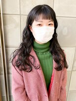 トゥコ(tuco)&nbsp;波ウェーブコテ巻き仕上げロングヘア波巻き巻き髪