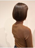 シンプルボブ×ツヤ髪美人