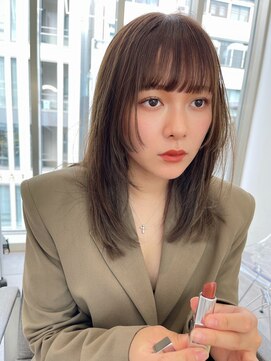 ノク(nok) ひし形前髪_くびれレイヤーベージュアッシュグレージュ