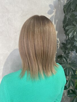 フィーネ 柏(Fi-Ne) ハニーベージュカラー