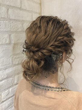 リーホリエ(Lee Horie) 【石森】ふわふわシニヨン