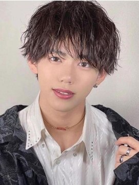 アイトーキョー 横浜(AI TOKYO) 束感/アップバング/ツーブロックマッシュ/コンマヘア[横浜駅]