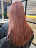 ピンクベージュ