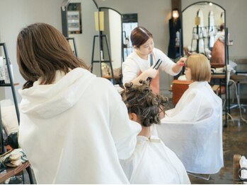 ヘアラウンジ アンリオ(hair lounge an rio)の写真/技術はもちろん、居心地の良さ◎女性目線ならではの髪のお悩みやご要望を汲み取り、理想のスタイルを実現！