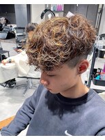 ネクストネオ 静岡(NEXT NEO)&nbsp;NEXTNEO【櫻田】外国人風ハイライトメッシュ　スペインカール