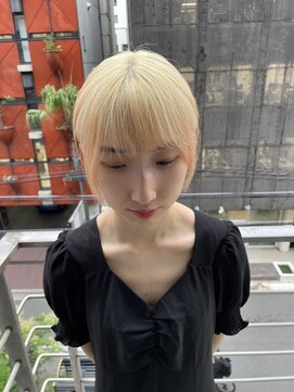 シィーム(cime) 抜きっぱなしブロンドカラー♪