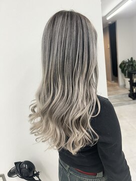 アオアクア バイ グルグル 小岩店(ao akua by GULGUL) ホワイトベージュバレイヤージュ×レイヤースタイル