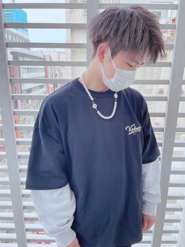 ジーナ 天神(Zina) 刈り上げマッシュ