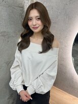 ティント 梅田(Tint)&nbsp;【Yui】艶髪/オリーブベージュ(大阪梅田)