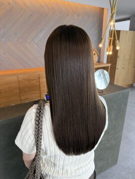 クルムバイルチア(Kulm by Luccica) 【Kulmbyluccica 小野紗英】 髪質改善 縮毛矯正