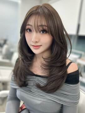 アイシー 表参道(ICY) 盛れるミディアムレイヤー&オリーブグレージュ