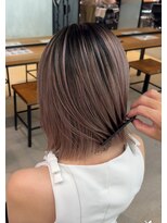 サロウィン 下北沢(SALOWIN)&nbsp;ナチュラルなピンクパープルのシャドールーツ