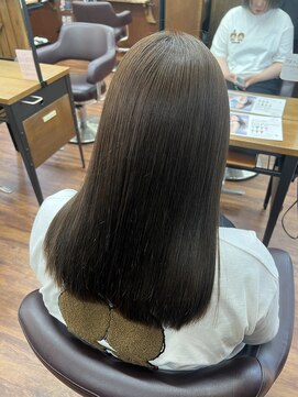 トータルビューティーサロン トップスタイル グレージュカラー