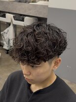 ノイセルヘアー(Noisyle Men's hair) リバースセンターパート/ニュアンスパーマ/ダウンバング/MEN'S◎