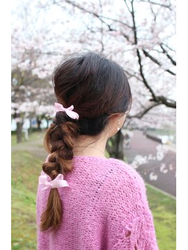 フラワード(flowered) 早朝8:30からできます♪編み込みアレンジ×リボン