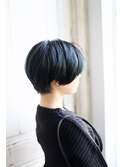 ダークブルーのショート♪