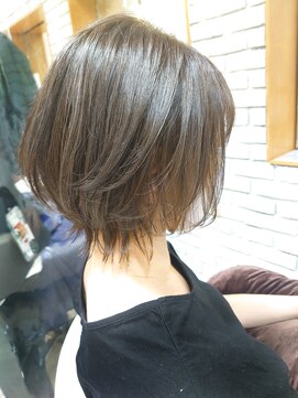 ヘアポケット スタイル店(HAIR POCKET) ショートウルフ☆イヤリングカラー