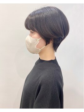モリオフロムロンドン 松戸店(Morio from London) 【松戸 石山】くびれショートボブ 耳かけ ツヤカラー