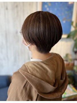 ディープラス(D PLUS) 大人可愛いマッシュショート