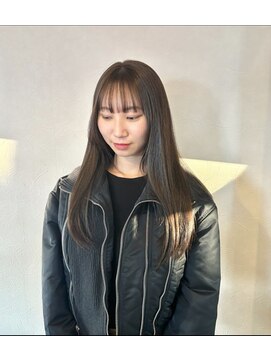 美容室フルール 20代30代40代ブリーチなしオリーブグレージュくびれミディ