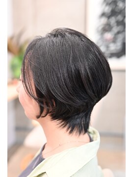 ファロー(furrow) 大人ショート　くびれショート　エイジングショート