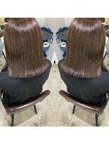 ロク 高田馬場(lok)&nbsp;艶髪ぱつっと切りっぱなしハイライト【高田馬場　lok】