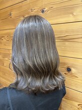 グラフィティ(Graffiti)&nbsp;脱単色！ハイライトで垢抜け髪