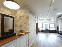 テーラヘアー 五井(TELA HAIR)の雰囲気（五井駅東口より徒歩1分※駐車場3台完備【五井】）