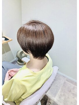 ぷう 40代50代60代◎脱白髪染め ショートボブ