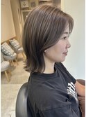 髪質改善　ミディアム　外ハネ　前髪なし