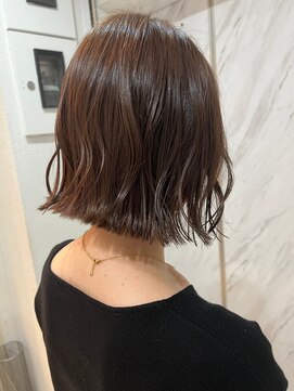 ロウ 町田(ROW) 働く大人女性の為のカット×カラー【ROW町田】