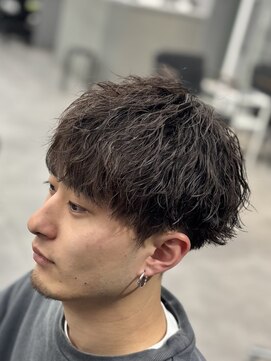 オーバルバイアピッシュ(OVARL by apish) 縦落ちパーマ/ツイストスパイラル/メンズパーマ/メンズカット