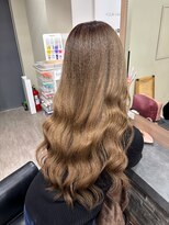 ラピス 横浜(Lapis)&nbsp;Hブラウンベージュシールエクブリーチなしカラーレイヤーカット