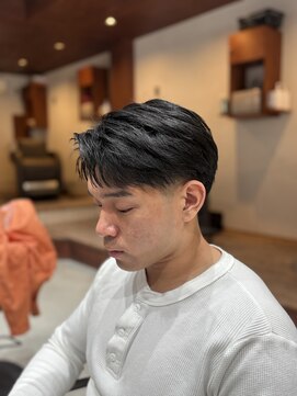 ミオ リベル(Mio'' LIBER) カットでできる毛流れジェントルショート