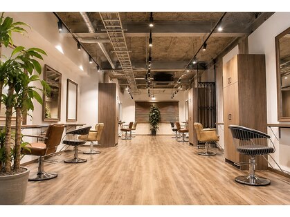 ヘアサロンエムフィス 池袋東口(HAIR SALON M Fe's)の写真
