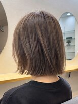 シッポヘアー(SHIPPO HAIR)&nbsp;星ヶ丘大人切りっぱなしボブ柔らかグレージュアースカラー