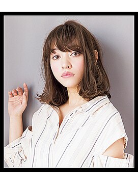 メタ(META) N.カラーのナプラ・ナシードの新色(フォギーアッシュ)