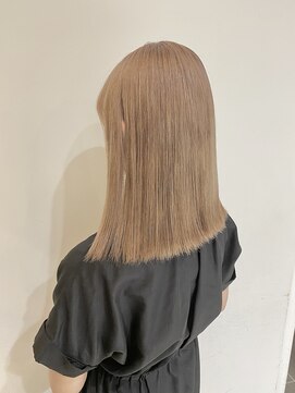 アライブ ハラジュク(ALIVE harajuku) ミルクティーベージュ