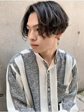 グレース(GRACE) センターパート×ニュアンスパーマ