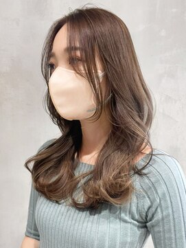 アイティーバイアルバム 八王子店(IT by ALBUM) ミルクティーグレージュ_外ハネボブセクションカラー_ba396571