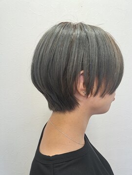 たかはし グレージュハンサムショート【髪質改善/インナーカラー】