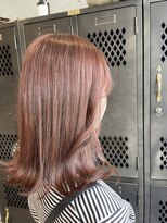 アチーブリス(achieve Liss)&nbsp;柔らかナチュラルピンクベージュ 外ハネミディ