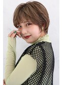 『estrela』大人可愛い小顔ひし形ショートハイライトエモージュ