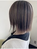 切りっぱなしボブハイライトベージュ